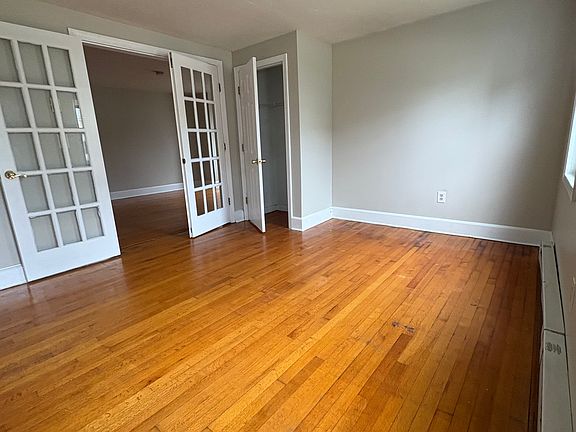 5th image of 25 Coburn Ave #1.1