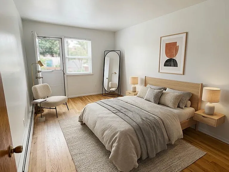 13115 15th Ave #1 — Photo 3