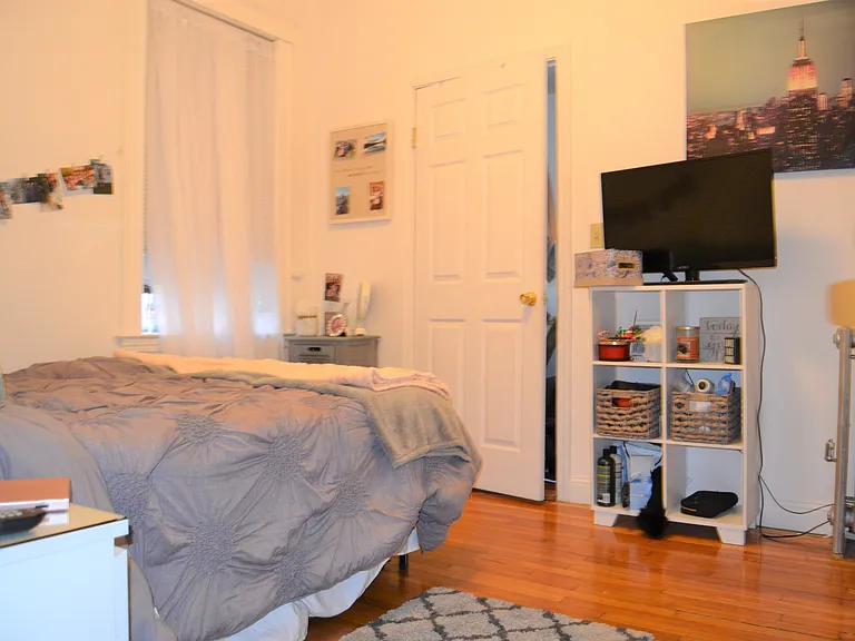 33 Egremont Rd #4 — Photo 8