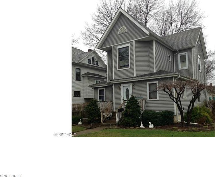 1st image of 838 Tuscarawas Ave NW