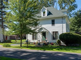 251 Washington St, Wilson, NY 14172