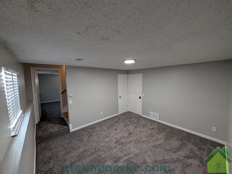 9152 W 78th Ter — Photo 8
