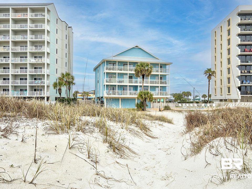 1st image of 417 W Beach Blvd #105