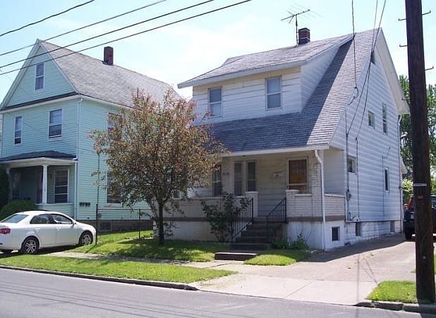 1st image of 939 W 28th St #N611