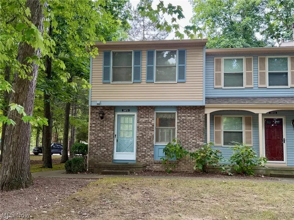 3970 Lake Run Blvd, Stow, OH 44224
