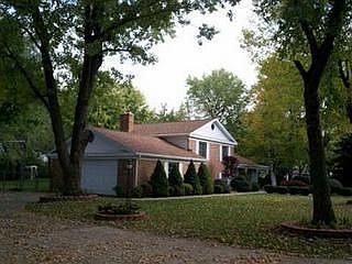 2nd image of 1800 Ernest Dr