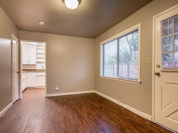 3rd image of 75 Fairview Plz APT 2