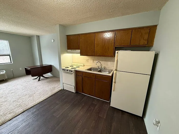 4700 Westgrove St #403 — Photo 6
