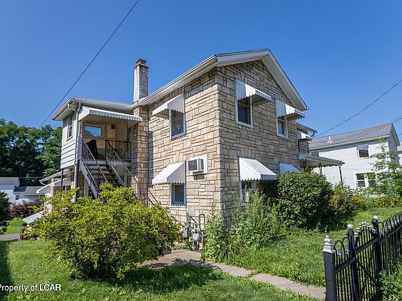 4th image of 186 Parsonage St