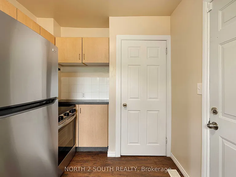 1604 Bruce Ave — Photo 13