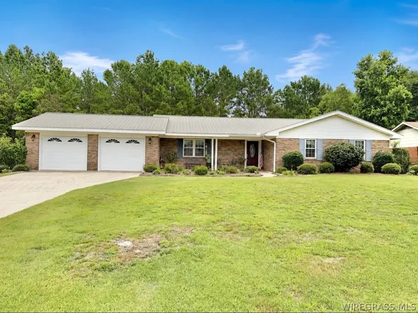 1806 Highland Dr, Elba, AL 36323