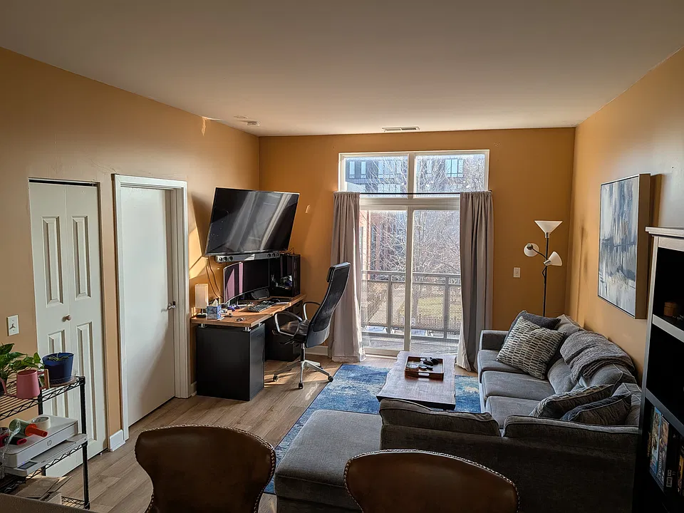 1351 S Halsted St #310