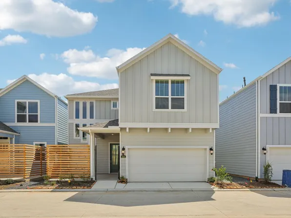 628 Topwater Trl, Kemah, TX 77565