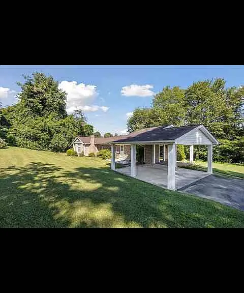 15493 Siesta Ave — Photo 3