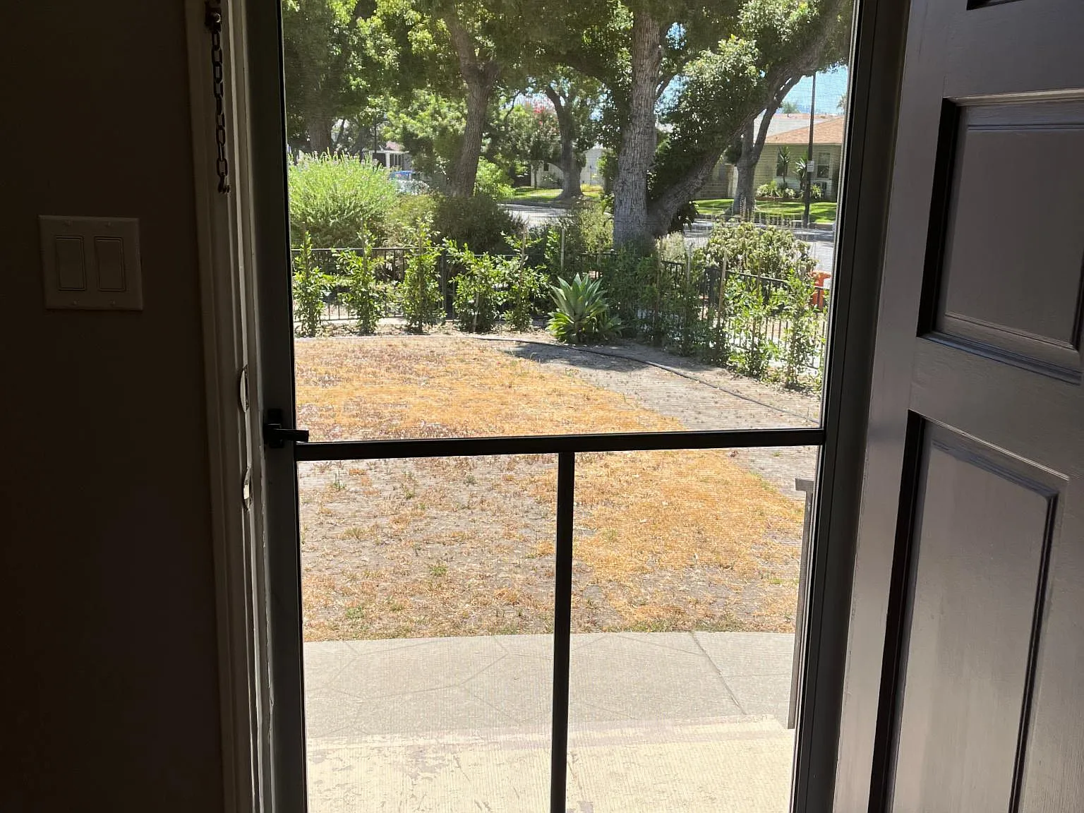 2 bed, 832 sqft, $3,100 — Photo 3