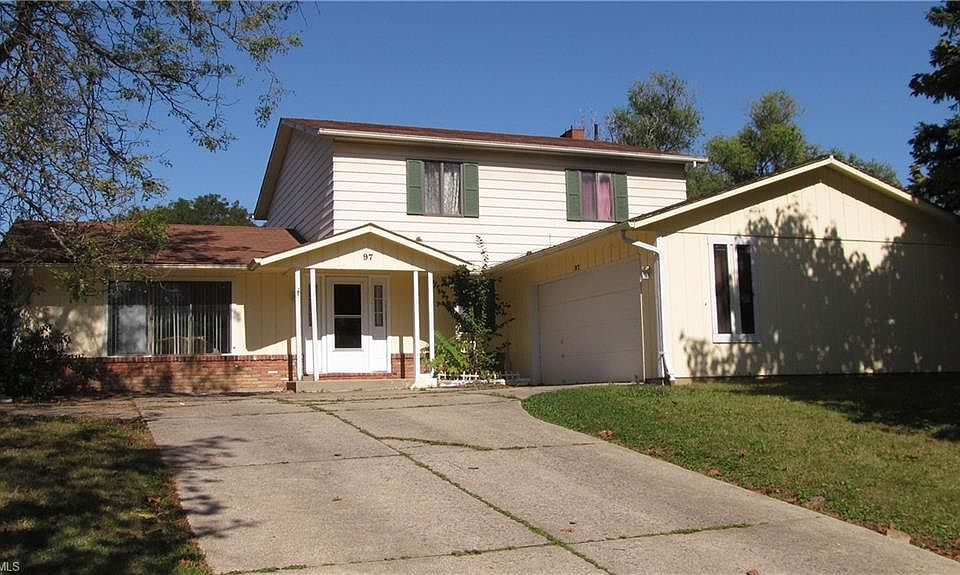 1st image of 97 Chelmsford Dr