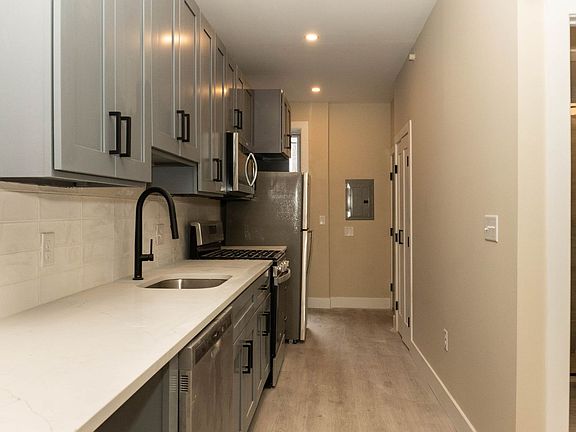 5th image of 223 S 44th St #3F