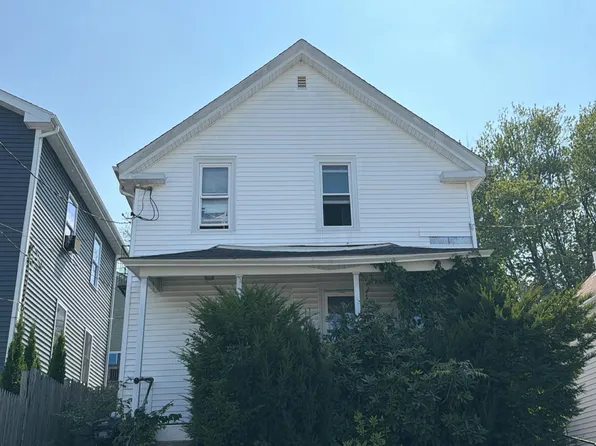 228 Sunbury St, Providence, RI 02908