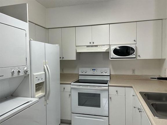 5th image of 5091 NW 7th St APT 1005