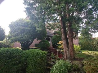 1635 Peach Ct E, Seattle, WA 98112