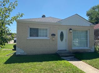 2237 E 102nd St, Chicago, IL 60617
