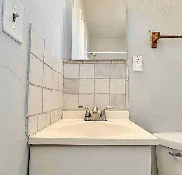 932 22nd St S #4 — Photo 22