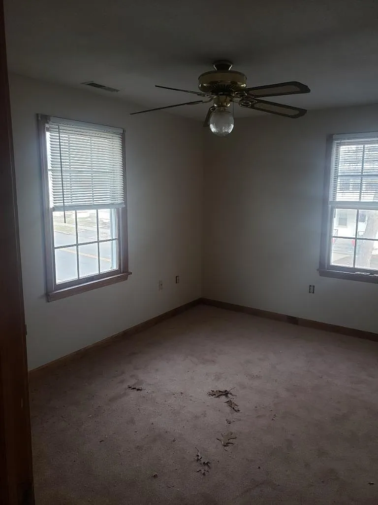 1 bed, 800 sqft, $1,400 — Photo 3
