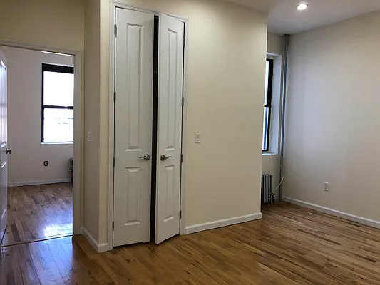 Rented by EXR | media 23