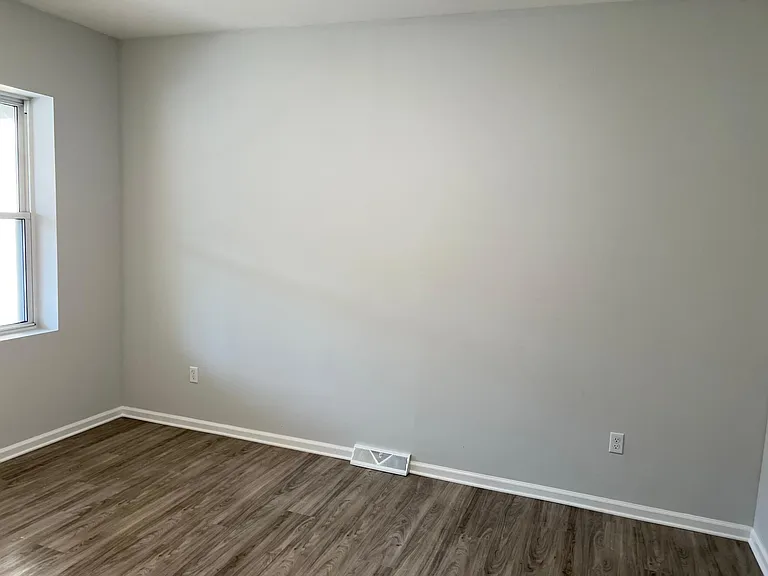 1160 Dohrman St #1 — Photo 3