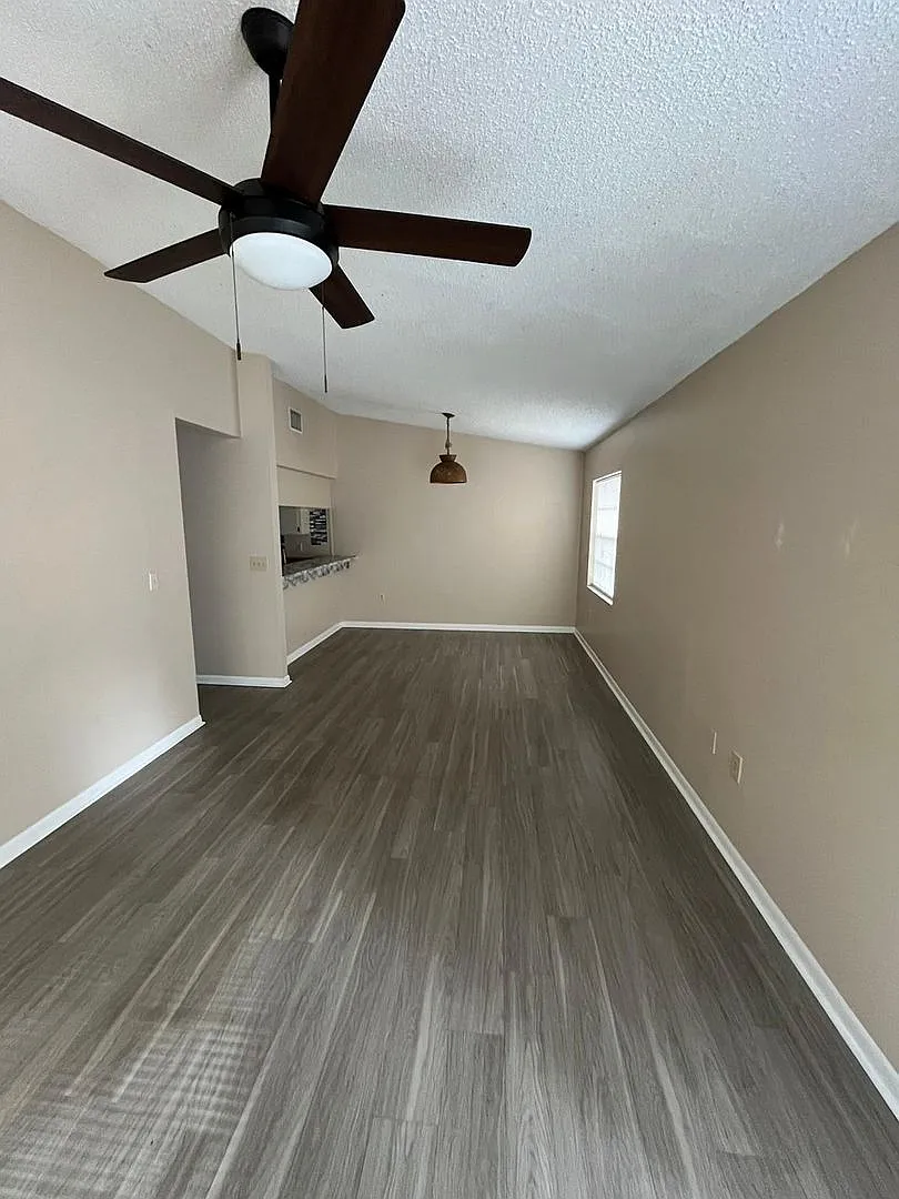 1932-1938 Crystal Grove Dr, Lakeland, FL 33801-8033 — Photo 3