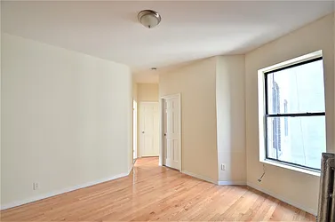 Rented by CITY SKYLINE REALTY INC