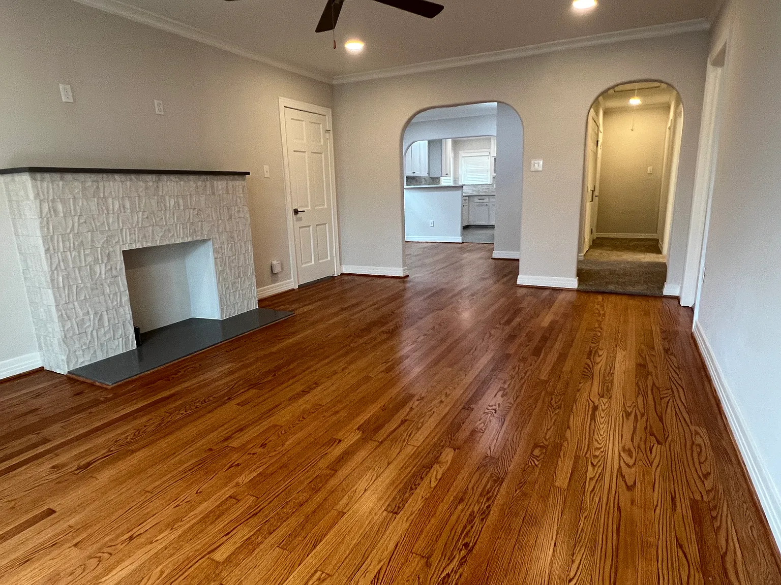 2 bed, 1600 sqft, $3,400 — Photo 3