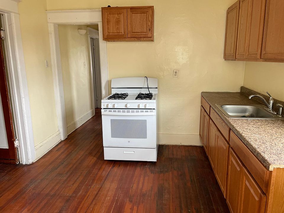 1st image of 22 Morris St Unit 1