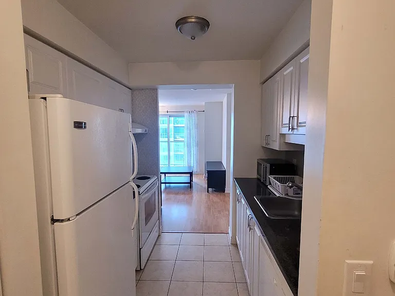 70 Town Centre Ct #1106 — Photo 3