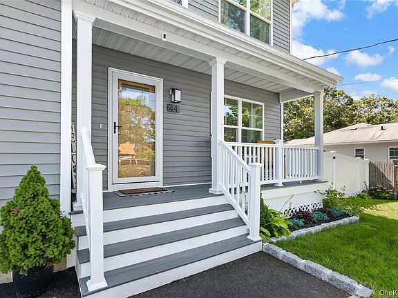 4th image of 44 James Street