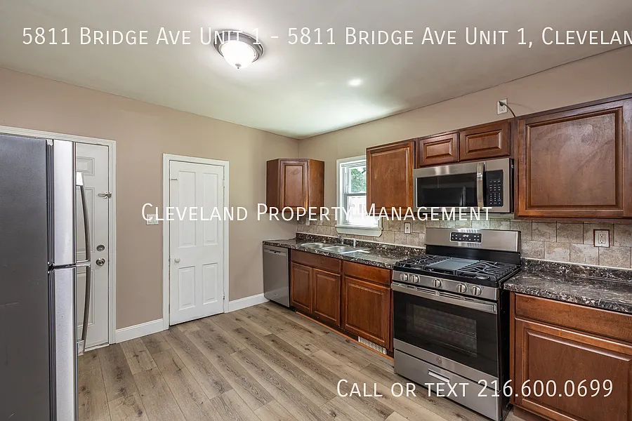 Charming 2 Bedroom units in Detroit-Shoreway — Photo 3
