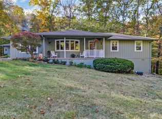 226 Snead Dr, Fairfield Glade, TN 38558