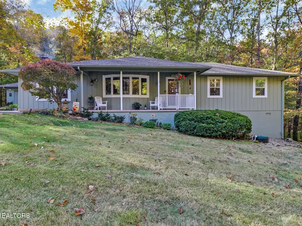 226 Snead Dr, Fairfield Glade, TN 38558