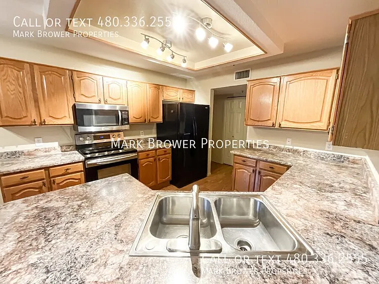 9276 E Sutton Dr — Photo 5