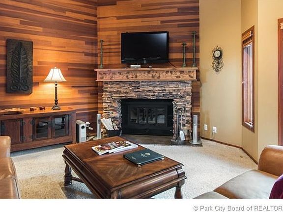 5th image of 1591 Lakeside Cir #8E