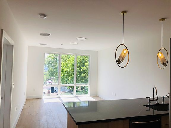 2nd image of 348 Baldwin Ave #508