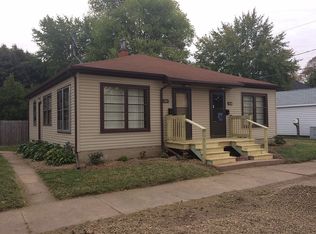 1607 Randolph St, Waterloo, IA 50702