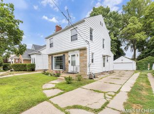 2436 Madison Ave SE, Grand Rapids, MI 49507