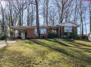3534 Enfield Rd, Charlotte, NC 28205