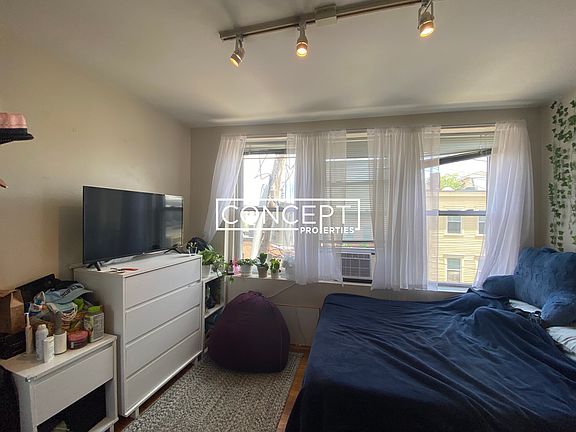 4th image of 54 Kelly Rd APT 1
