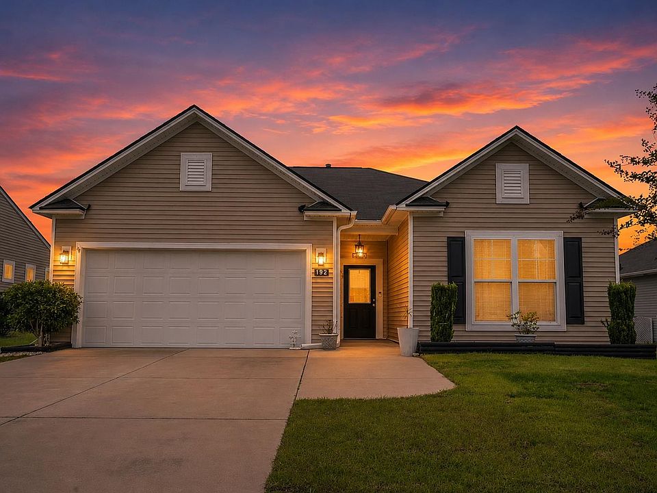 1st image of 192 Long Leaf Pine Dr.