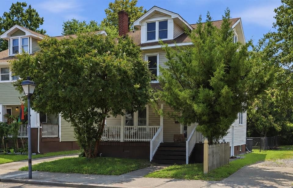 1st image of 733 W 35th St