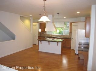 2820 NE Blossom Hill Rd, Fairview, OR 97024