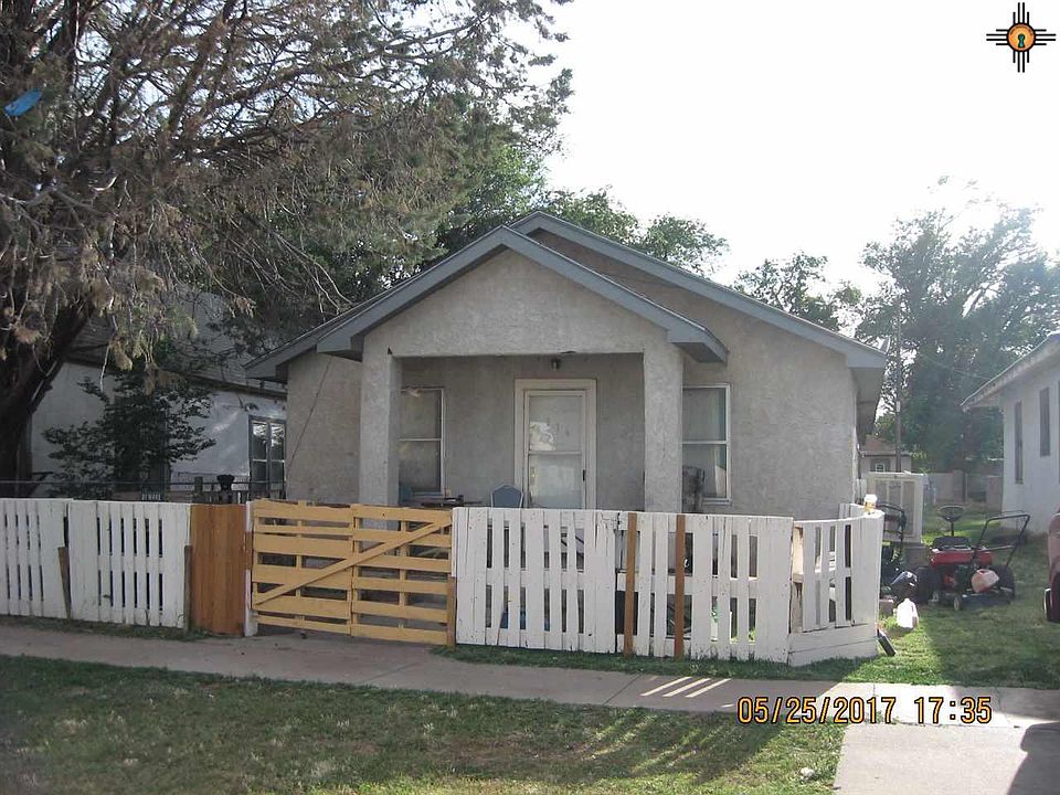 2nd image of 816 Wallace St