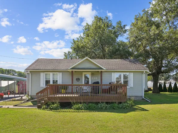 530 Colona Rd, Colona, IL 61241